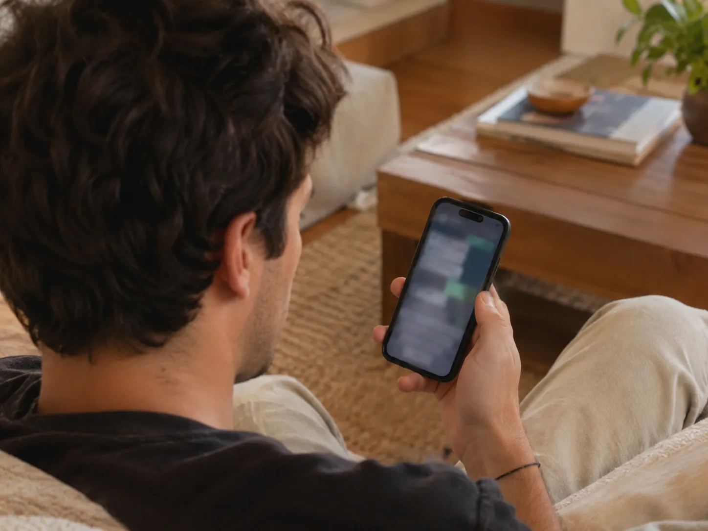 Cómo MiQuarto Protege a Propietarios y Arrendatarios de las Estafas Inmobiliarias